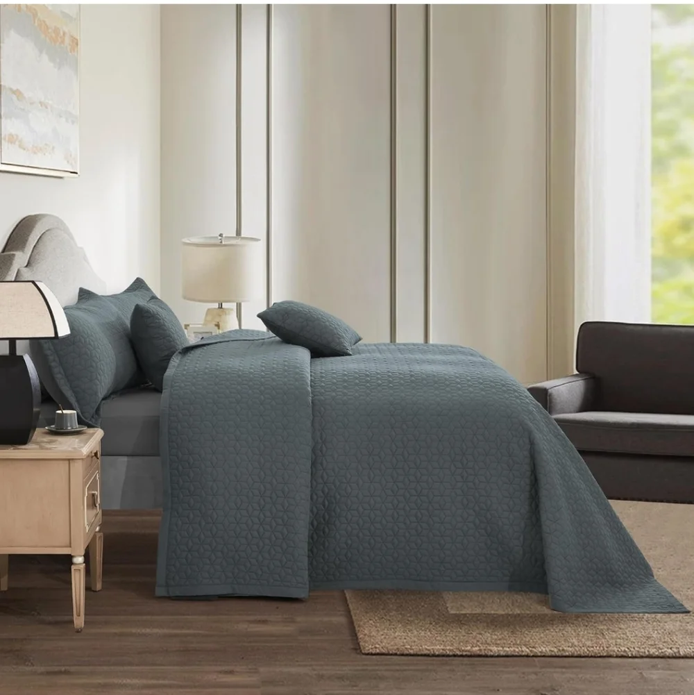 Oversized King Bedspread 128x120 Extra Wide, Modern & Contemporary Look, Lightwe